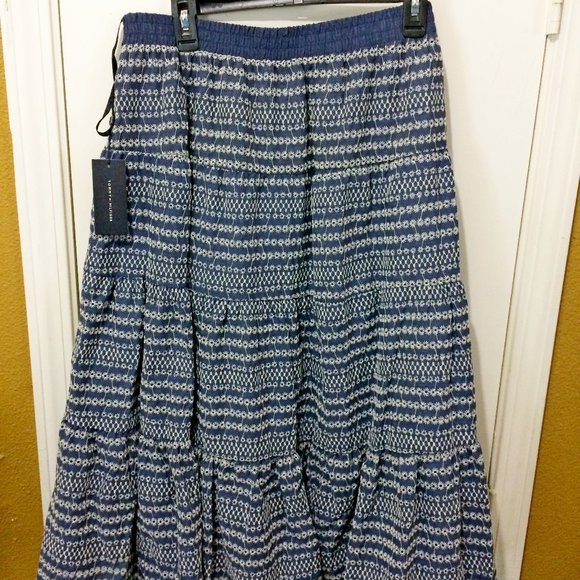 Tommy Hilfiger stretchy elastic waist tiered eyelet striped flower print skirt - Picture 4 of 6